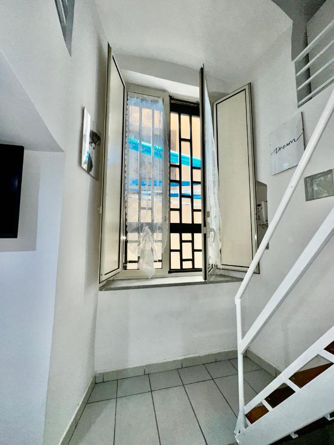 Casa Vacanza Nonna Dora Naples Exterior photo